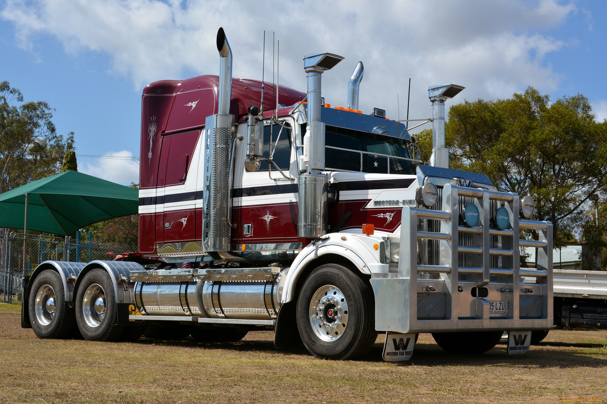 Вестерн стар. Седельный тягач Western Star. Тяжелый тягач Western Star 5700. Western Star 4900el.. Облегченный седельный тягач Western Star 4900sa.